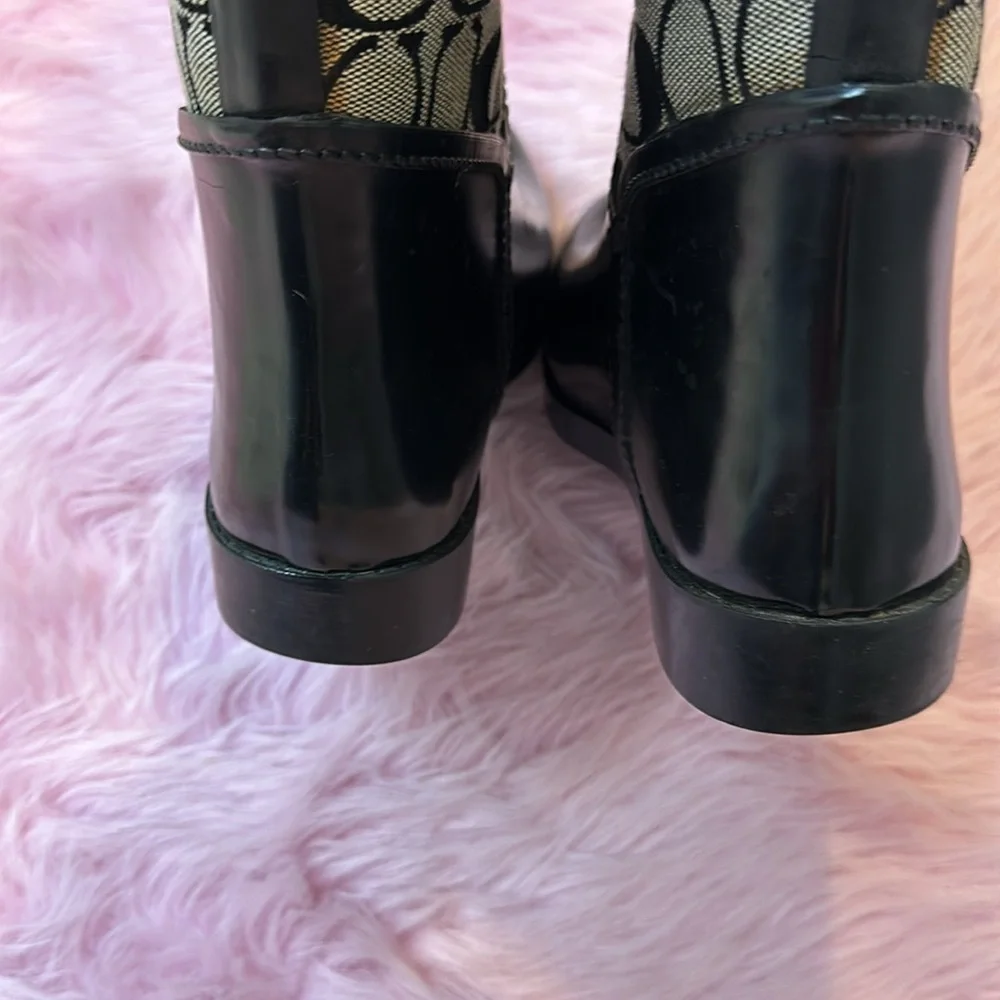 Coach black & gray monogram rain boots size 7